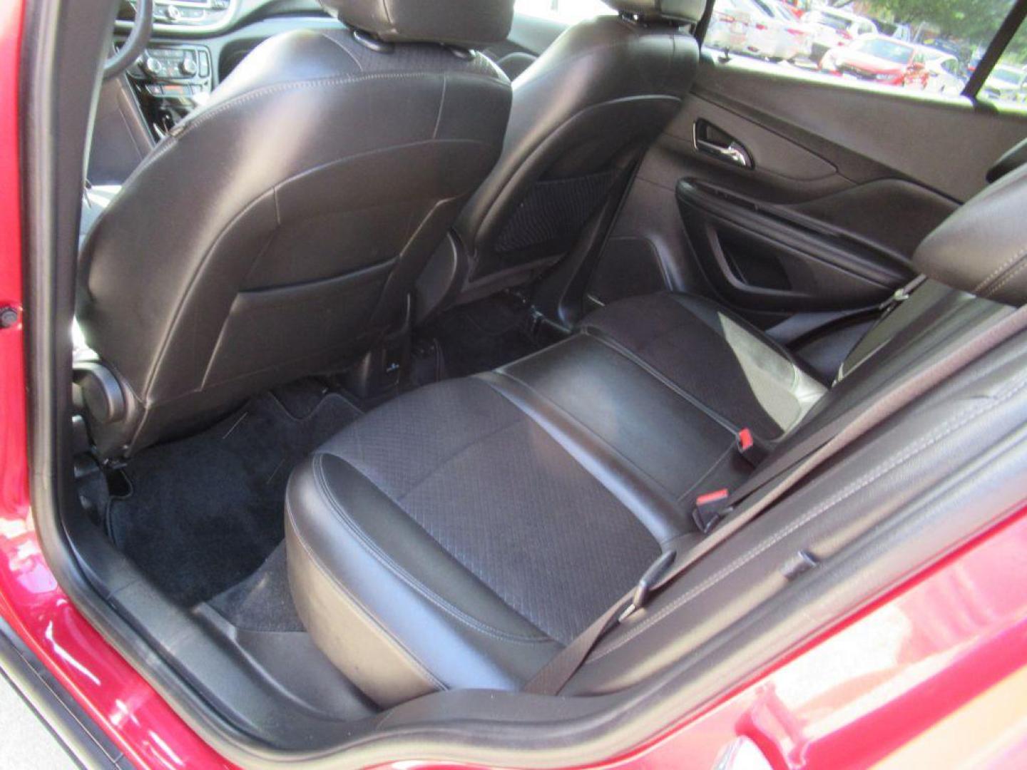 2018 RED BUICK ENCORE PREFERRED II (KL4CJFSB1JB) with an 1.4L engine, Automatic transmission, located at 908 SE 14th Street, Des Moines, IA, 50317, (515) 281-0330, 41.580303, -93.597046 - Photo#15
