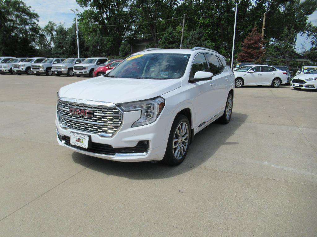 photo of 2022 GMC TERRAIN DENALI