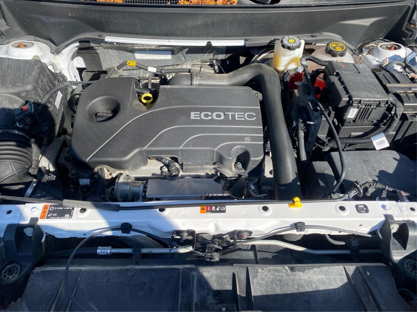 2022 WHITE GMC TERRAIN DENALI (3GKALXEV4NL) with an 1.5L engine, Automatic transmission, located at 908 SE 14th Street, Des Moines, IA, 50317, (515) 281-0330, 41.580303, -93.597046 - Photo#10