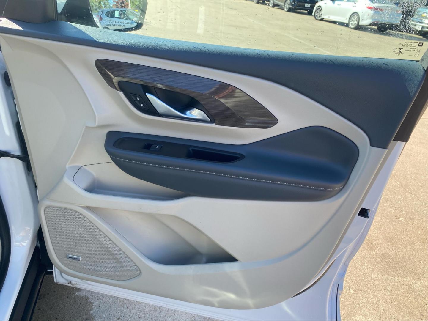 2022 WHITE GMC TERRAIN DENALI (3GKALXEV4NL) with an 1.5L engine, Automatic transmission, located at 908 SE 14th Street, Des Moines, IA, 50317, (515) 281-0330, 41.580303, -93.597046 - Photo#20