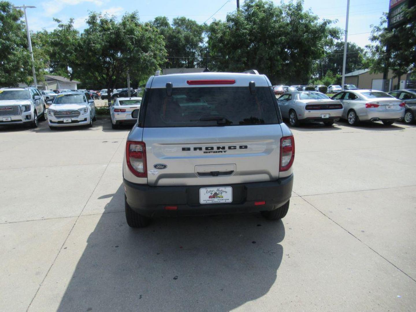 2022 SILVER FORD BRONCO SPORT (3FMCR9A68NR) with an 1.5L engine, Automatic transmission, located at 908 SE 14th Street, Des Moines, IA, 50317, (515) 281-0330, 41.580303, -93.597046 - Photo#5