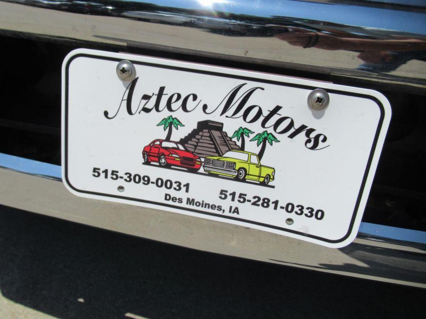 2019 WHITE CHEVROLET SILVERADO MEDIU white flat bed (1HTKHPVK5KH) with an 6.6L engine, Automatic transmission, located at 908 SE 14th Street, Des Moines, IA, 50317, (515) 281-0330, 41.580303, -93.597046 - Photo#8