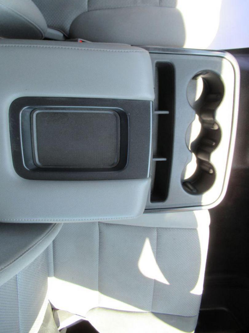 2019 WHITE CHEVROLET SILVERADO MEDIU white flat bed (1HTKHPVK5KH) with an 6.6L engine, Automatic transmission, located at 908 SE 14th Street, Des Moines, IA, 50317, (515) 281-0330, 41.580303, -93.597046 - Photo#14