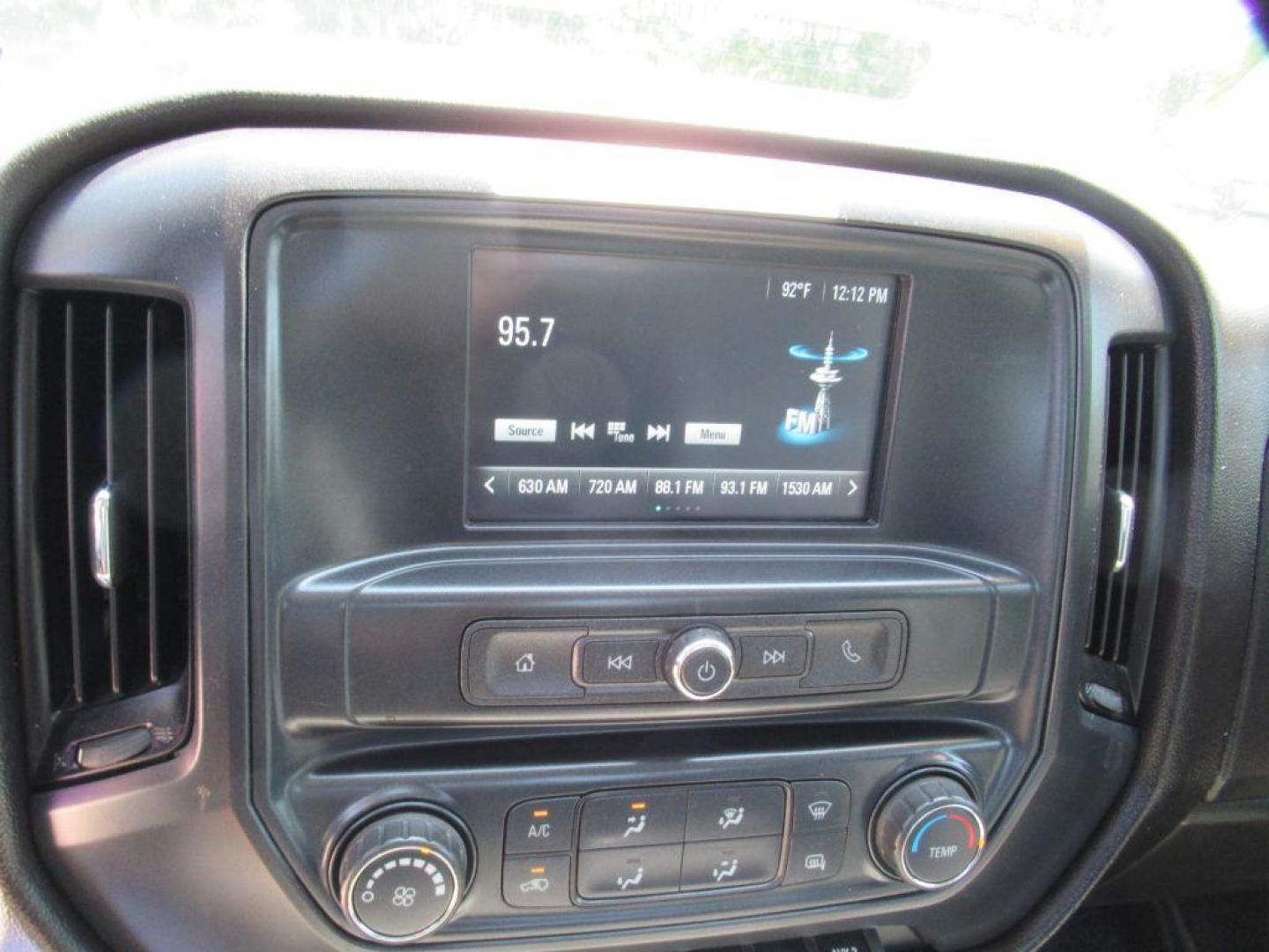 2019 WHITE CHEVROLET SILVERADO MEDIU white flat bed (1HTKHPVK5KH) with an 6.6L engine, Automatic transmission, located at 908 SE 14th Street, Des Moines, IA, 50317, (515) 281-0330, 41.580303, -93.597046 - Photo#16