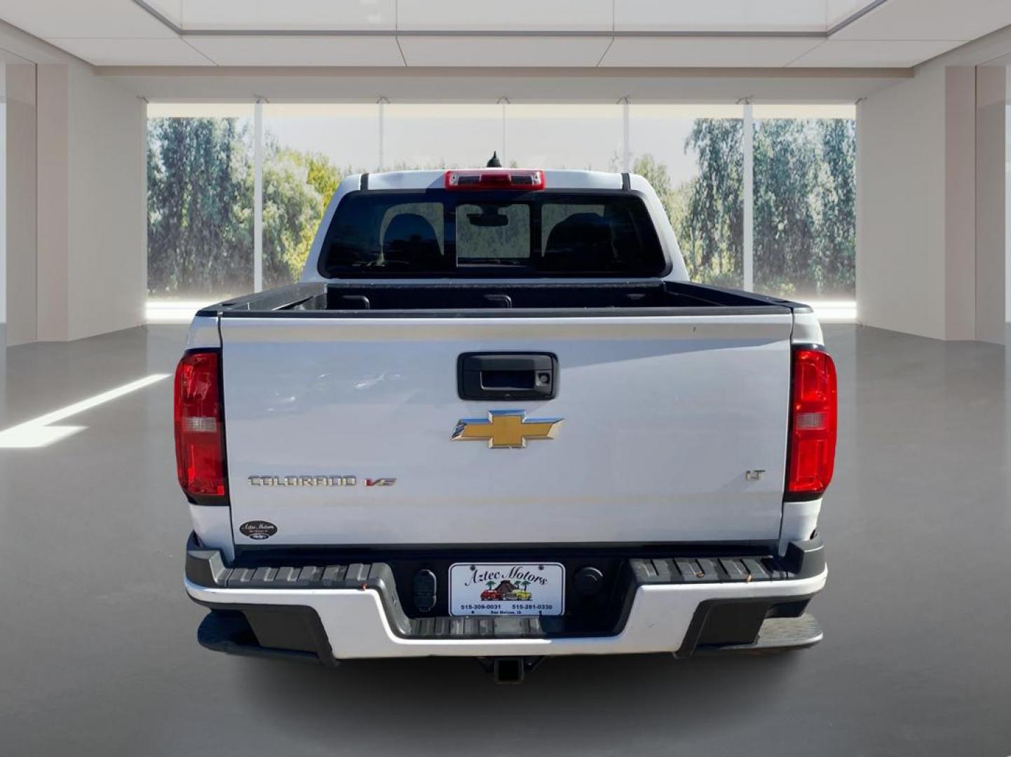 2020 WHITE CHEVROLET COLORADO LT (1GCGTCEN3L1) with an 3.6L engine, Automatic transmission, located at 908 SE 14th Street, Des Moines, IA, 50317, (515) 281-0330, 41.580303, -93.597046 - Photo#3