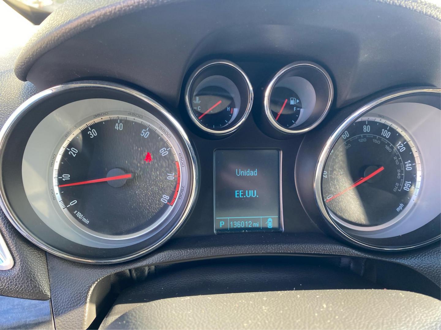 2014 WHITE BUICK ENCORE (KL4CJGSB0EB) with an 1.4L engine, Automatic transmission, located at 908 SE 14th Street, Des Moines, IA, 50317, (515) 281-0330, 41.580303, -93.597046 - Photo#15