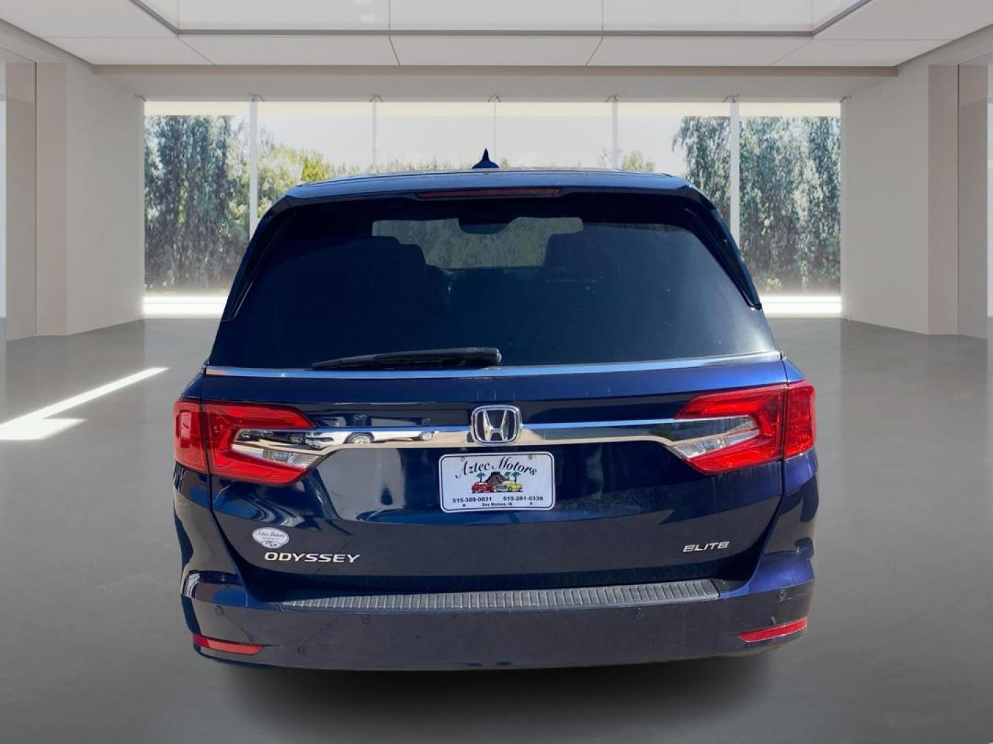 2018 BLUE HONDA ODYSSEY ELITE (5FNRL6H90JB) with an 3.5L engine, Automatic transmission, located at 908 SE 14th Street, Des Moines, IA, 50317, (515) 281-0330, 41.580303, -93.597046 - Photo#3