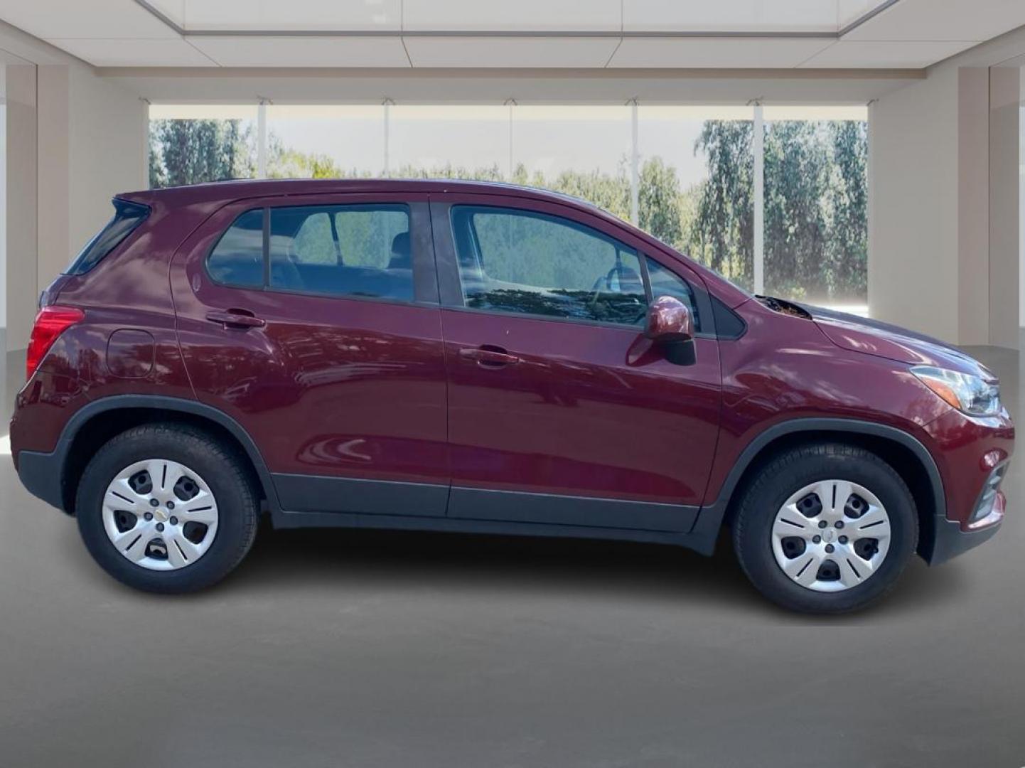 2017 RED CHEVROLET TRAX LS (3GNCJKSB7HL) with an 1.4L engine, Automatic transmission, located at 908 SE 14th Street, Des Moines, IA, 50317, (515) 281-0330, 41.580303, -93.597046 - Photo#1