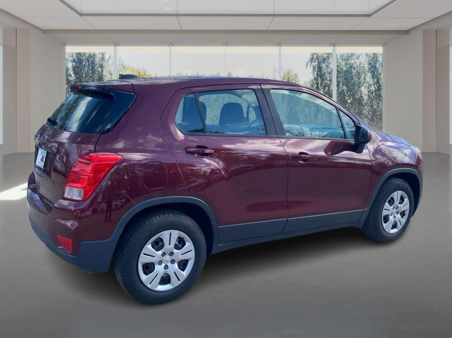 2017 RED CHEVROLET TRAX LS (3GNCJKSB7HL) with an 1.4L engine, Automatic transmission, located at 908 SE 14th Street, Des Moines, IA, 50317, (515) 281-0330, 41.580303, -93.597046 - Photo#2