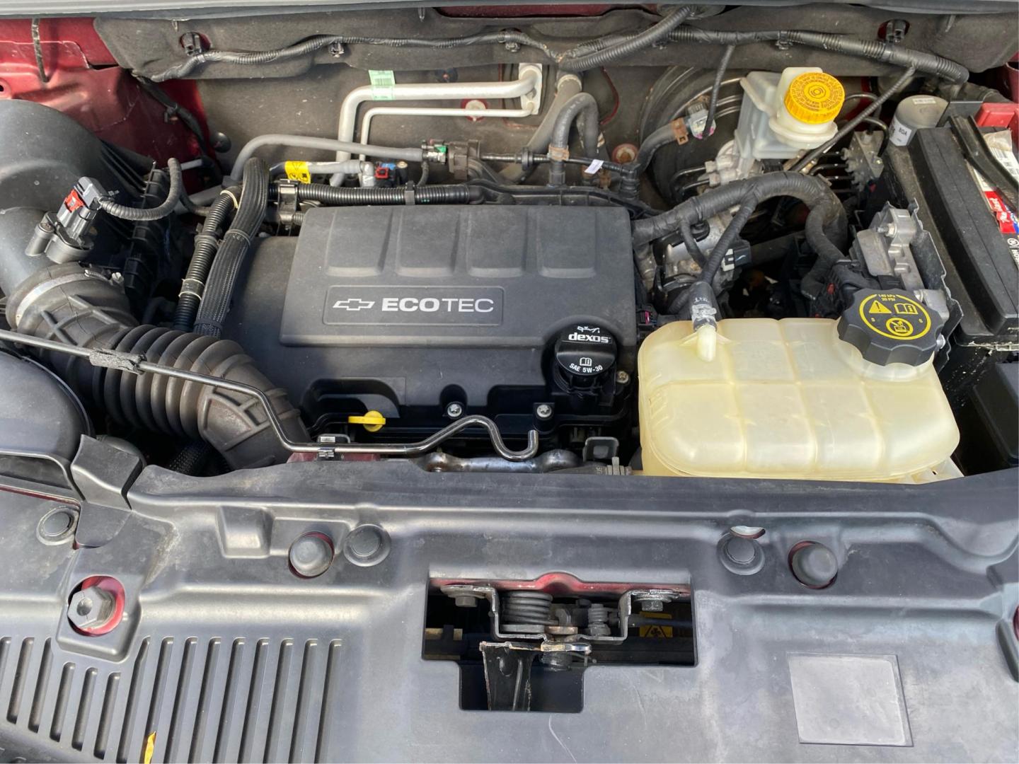 2017 RED CHEVROLET TRAX LS (3GNCJKSB7HL) with an 1.4L engine, Automatic transmission, located at 908 SE 14th Street, Des Moines, IA, 50317, (515) 281-0330, 41.580303, -93.597046 - Photo#10