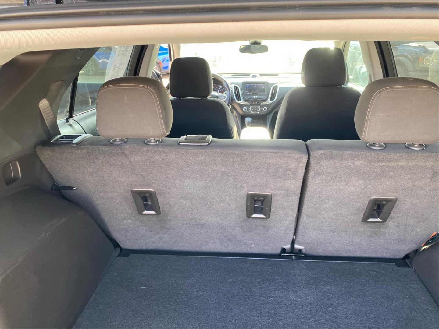 2022 BLACK CHEVROLET EQUINOX LT (3GNAXUEV7NL) with an 1.5L engine, Automatic transmission, located at 908 SE 14th Street, Des Moines, IA, 50317, (515) 281-0330, 41.580303, -93.597046 - Photo#12