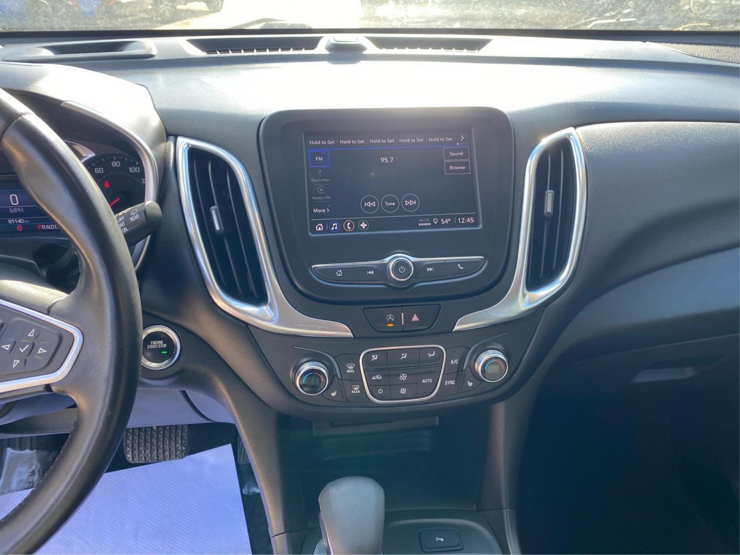 2022 BLACK CHEVROLET EQUINOX LT (3GNAXUEV7NL) with an 1.5L engine, Automatic transmission, located at 908 SE 14th Street, Des Moines, IA, 50317, (515) 281-0330, 41.580303, -93.597046 - Photo#13