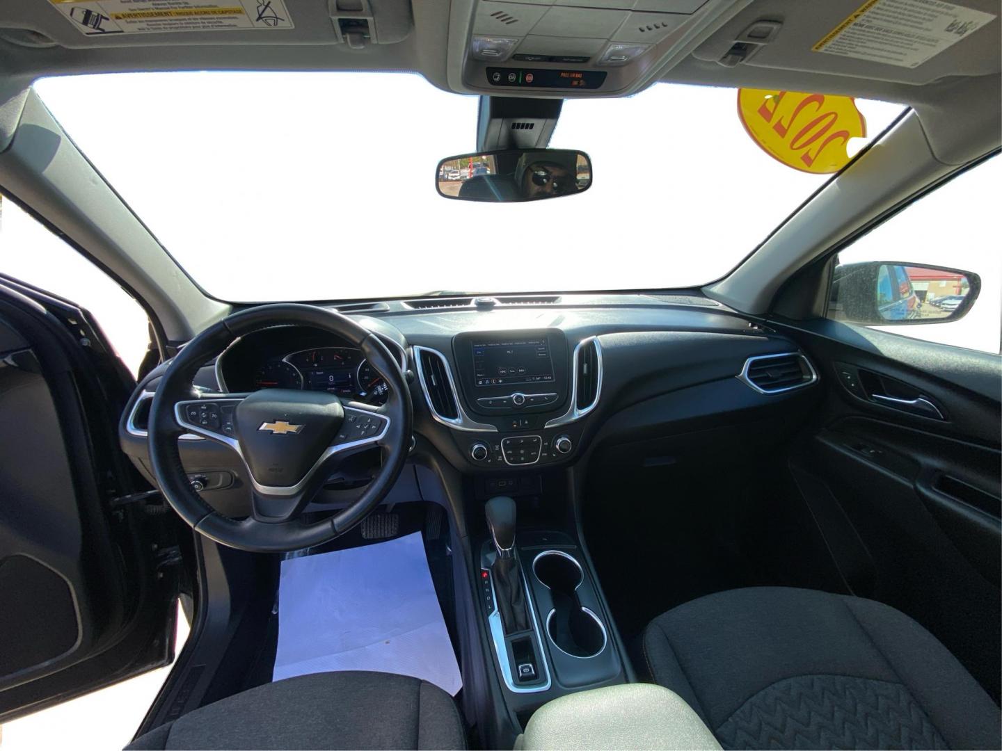 2022 BLACK CHEVROLET EQUINOX LT (3GNAXUEV7NL) with an 1.5L engine, Automatic transmission, located at 908 SE 14th Street, Des Moines, IA, 50317, (515) 281-0330, 41.580303, -93.597046 - Photo#22