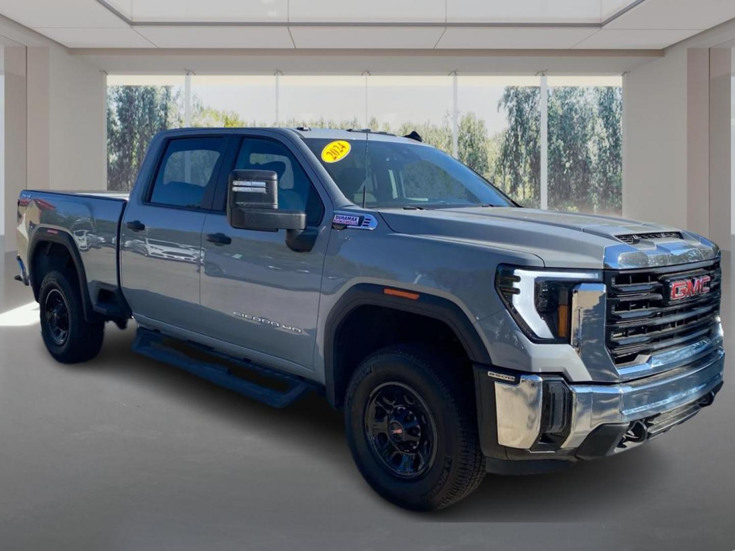 2024 GRAY GMC SIERRA 2500 HEAVY DUTY (1GT49LEY8RF) with an 6.6L engine, Automatic transmission, located at 908 SE 14th Street, Des Moines, IA, 50317, (515) 281-0330, 41.580303, -93.597046 - Photo#0