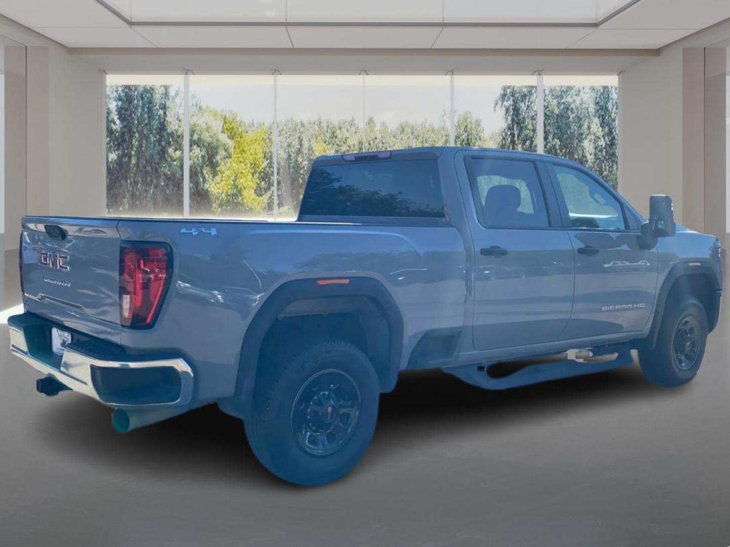 2024 GRAY GMC SIERRA 2500 HEAVY DUTY (1GT49LEY8RF) with an 6.6L engine, Automatic transmission, located at 908 SE 14th Street, Des Moines, IA, 50317, (515) 281-0330, 41.580303, -93.597046 - Photo#2