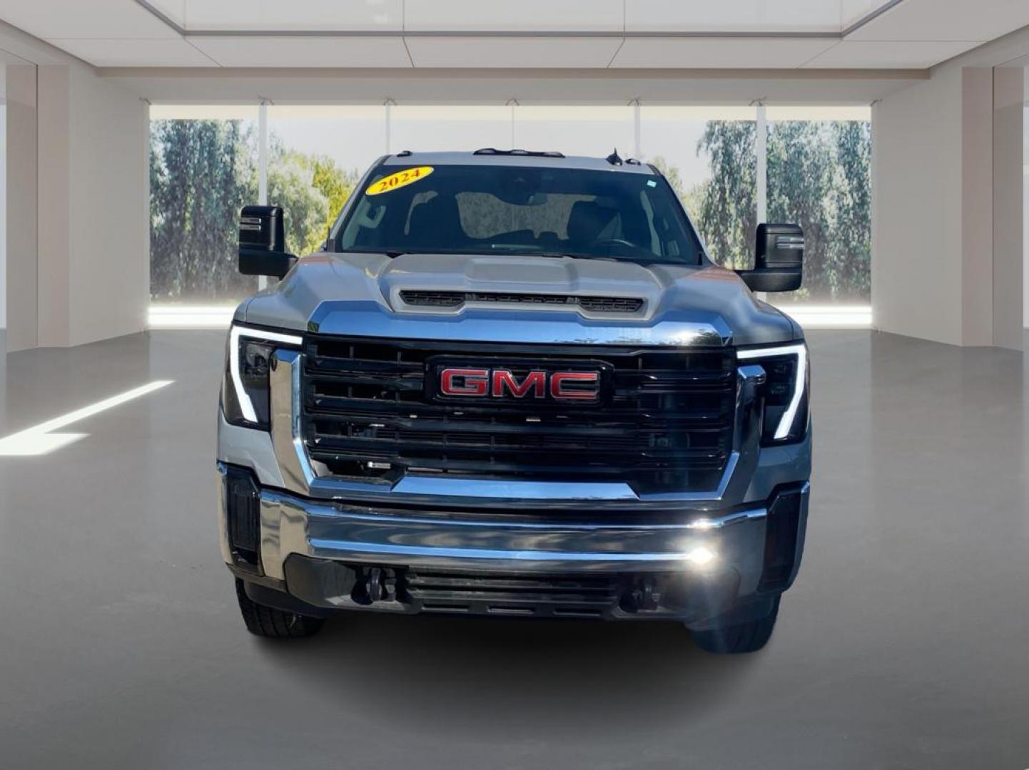 2024 GRAY GMC SIERRA 2500 HEAVY DUTY (1GT49LEY8RF) with an 6.6L engine, Automatic transmission, located at 908 SE 14th Street, Des Moines, IA, 50317, (515) 281-0330, 41.580303, -93.597046 - Photo#6