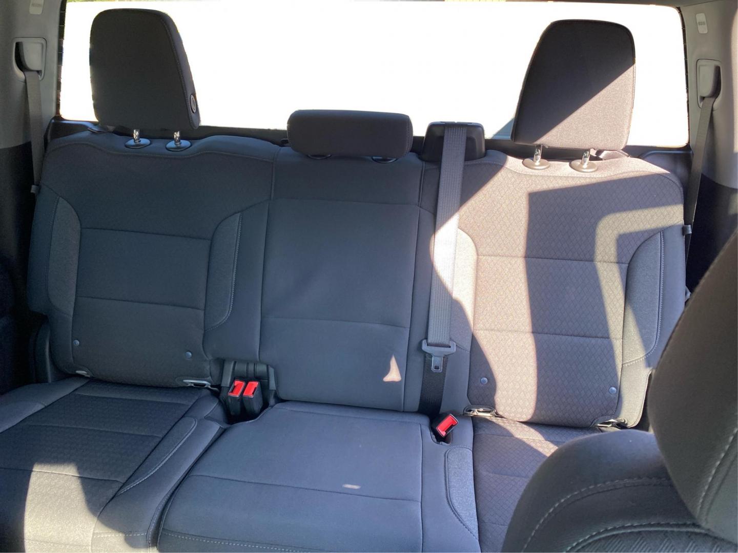 2024 GRAY GMC SIERRA 2500 HEAVY DUTY (1GT49LEY8RF) with an 6.6L engine, Automatic transmission, located at 908 SE 14th Street, Des Moines, IA, 50317, (515) 281-0330, 41.580303, -93.597046 - Photo#13