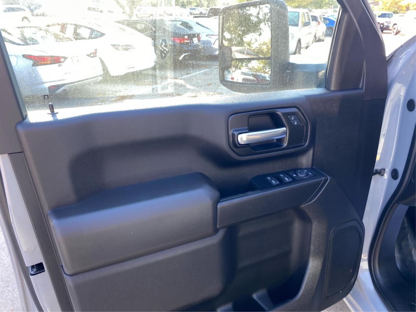 2024 GRAY GMC SIERRA 2500 HEAVY DUTY (1GT49LEY8RF) with an 6.6L engine, Automatic transmission, located at 908 SE 14th Street, Des Moines, IA, 50317, (515) 281-0330, 41.580303, -93.597046 - Photo#18