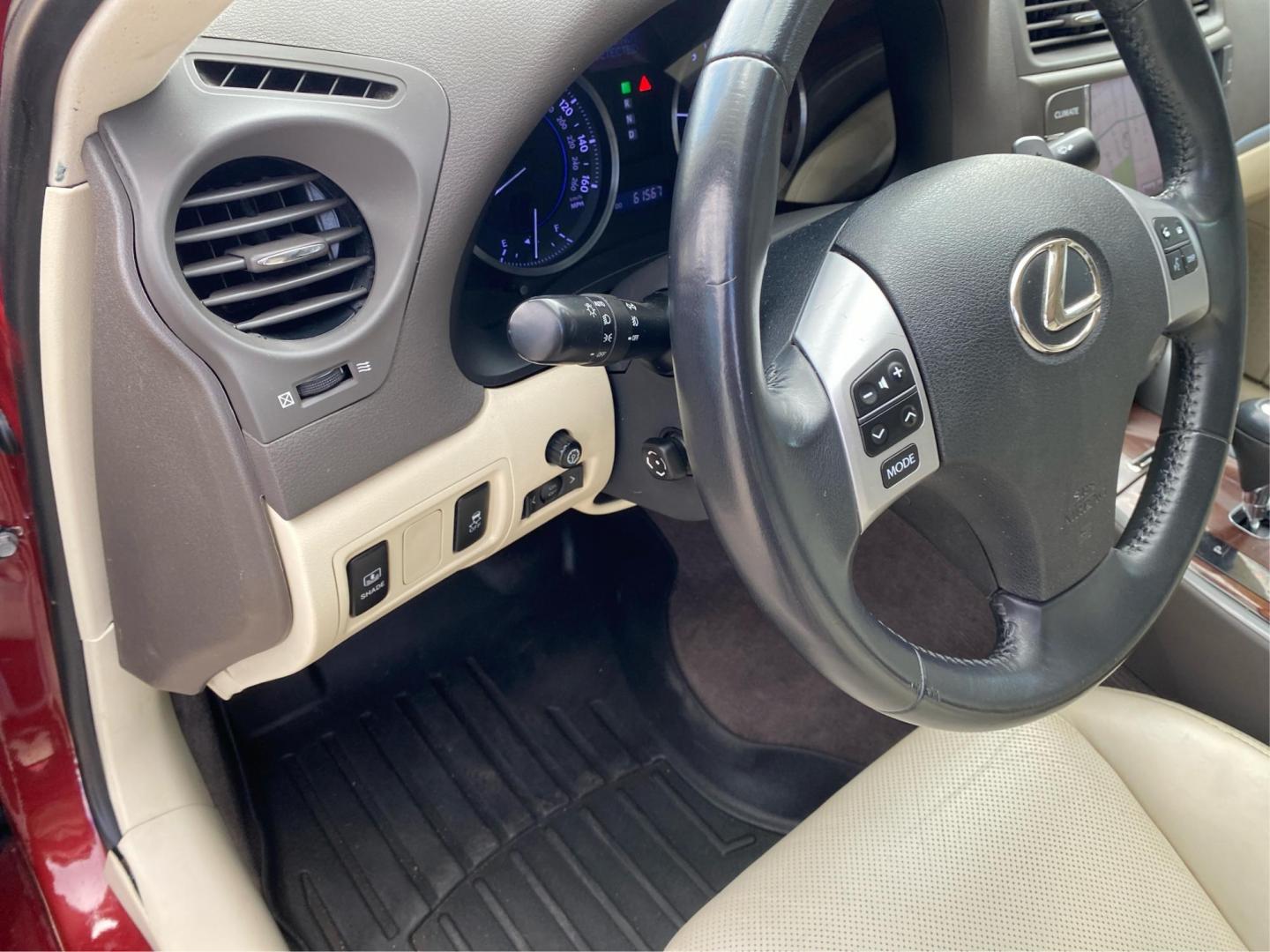 2012 RED LEXUS IS 250 (JTHCF5C22C2) with an 2.5L engine, Automatic transmission, located at 908 SE 14th Street, Des Moines, IA, 50317, (515) 281-0330, 41.580303, -93.597046 - Photo#16