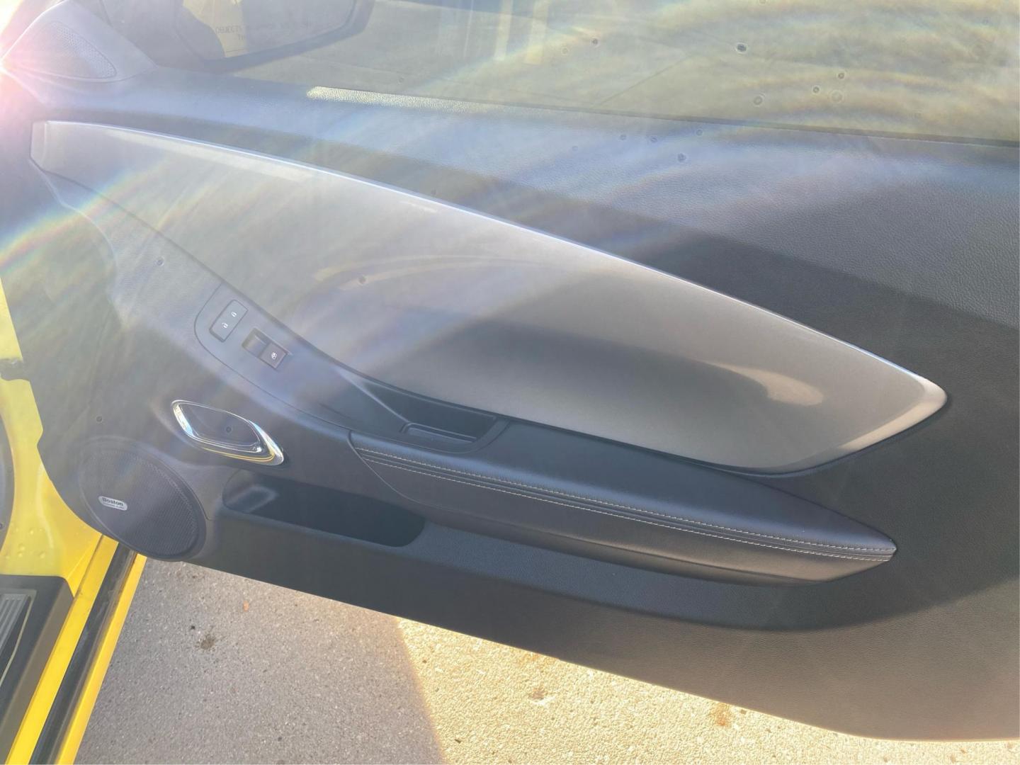 2015 YELLOW CHEVROLET CAMARO 2SS (2G1FK3DJXF9) with an 6.2L engine, Automatic transmission, located at 908 SE 14th Street, Des Moines, IA, 50317, (515) 281-0330, 41.580303, -93.597046 - Photo#18