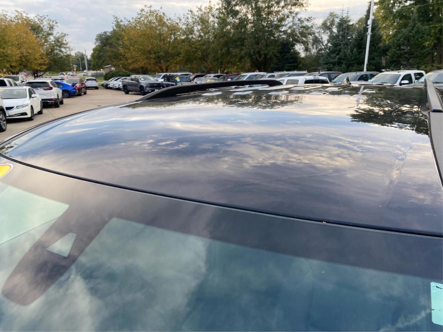 2022 BLACK CHEVROLET TRAVERSE LT (1GNEVHKWXNJ) with an 3.6L engine, Automatic transmission, located at 908 SE 14th Street, Des Moines, IA, 50317, (515) 281-0330, 41.580303, -93.597046 - Photo#11