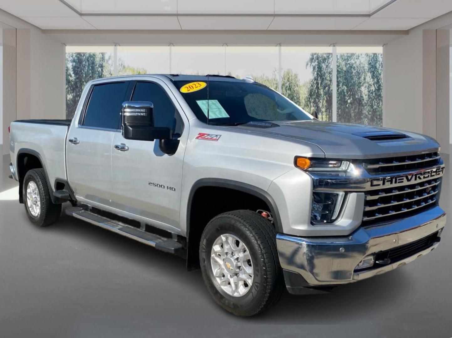 2023 SILVER CHEVROLET SILVERADO 2500 HEAVY DUTY LTZ (2GC1YPEY5P1) with an 6.6L engine, Automatic transmission, located at 908 SE 14th Street, Des Moines, IA, 50317, (515) 281-0330, 41.580303, -93.597046 - Photo#0