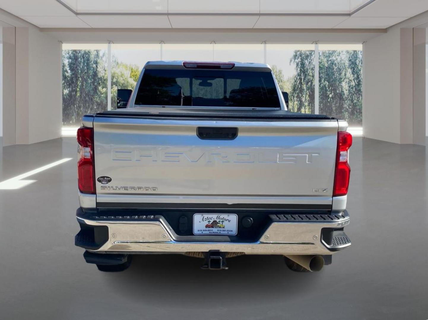 2023 SILVER CHEVROLET SILVERADO 2500 HEAVY DUTY LTZ (2GC1YPEY5P1) with an 6.6L engine, Automatic transmission, located at 908 SE 14th Street, Des Moines, IA, 50317, (515) 281-0330, 41.580303, -93.597046 - Photo#3