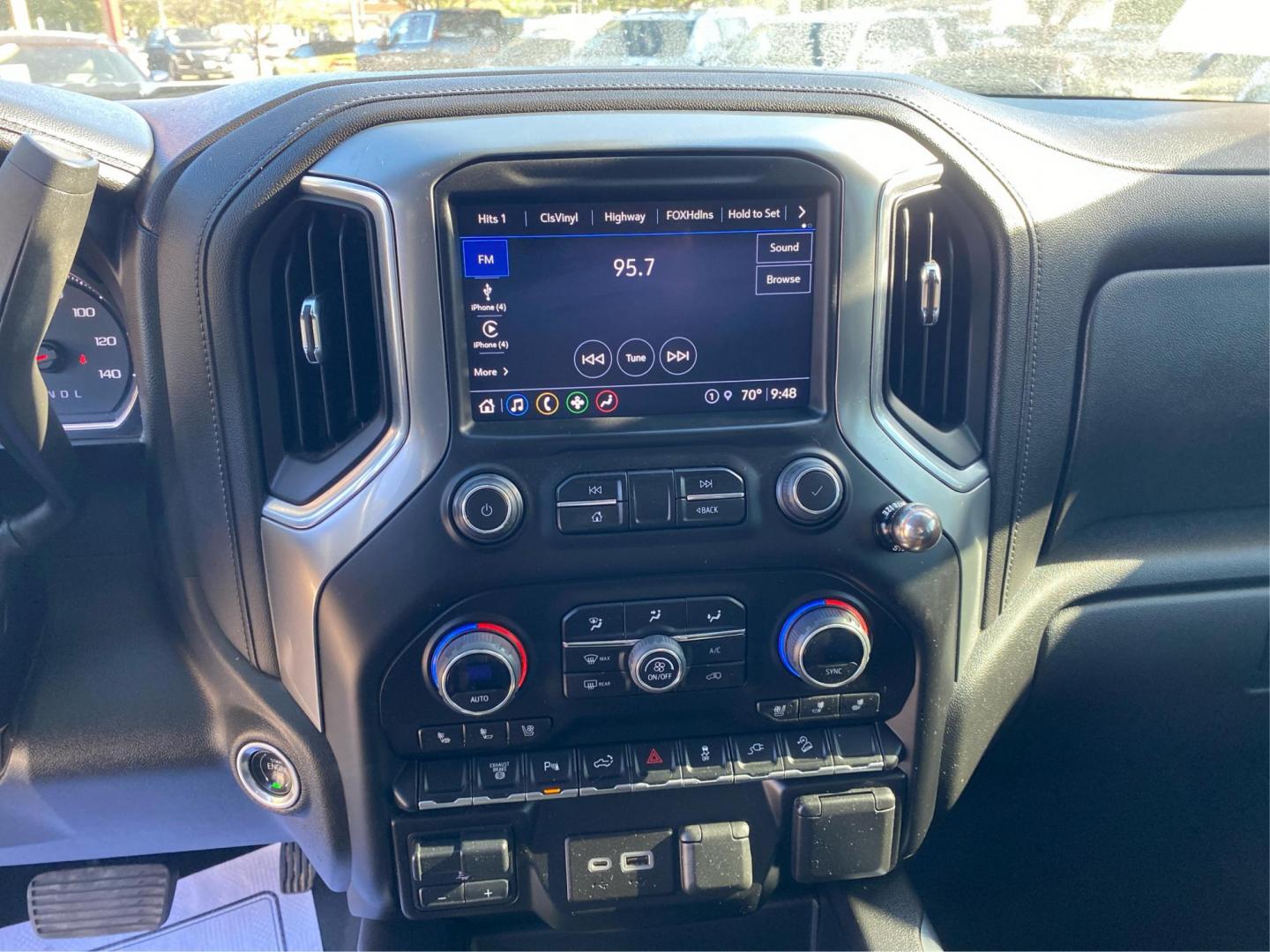 2023 SILVER CHEVROLET SILVERADO 2500 HEAVY DUTY LTZ (2GC1YPEY5P1) with an 6.6L engine, Automatic transmission, located at 908 SE 14th Street, Des Moines, IA, 50317, (515) 281-0330, 41.580303, -93.597046 - Photo#12