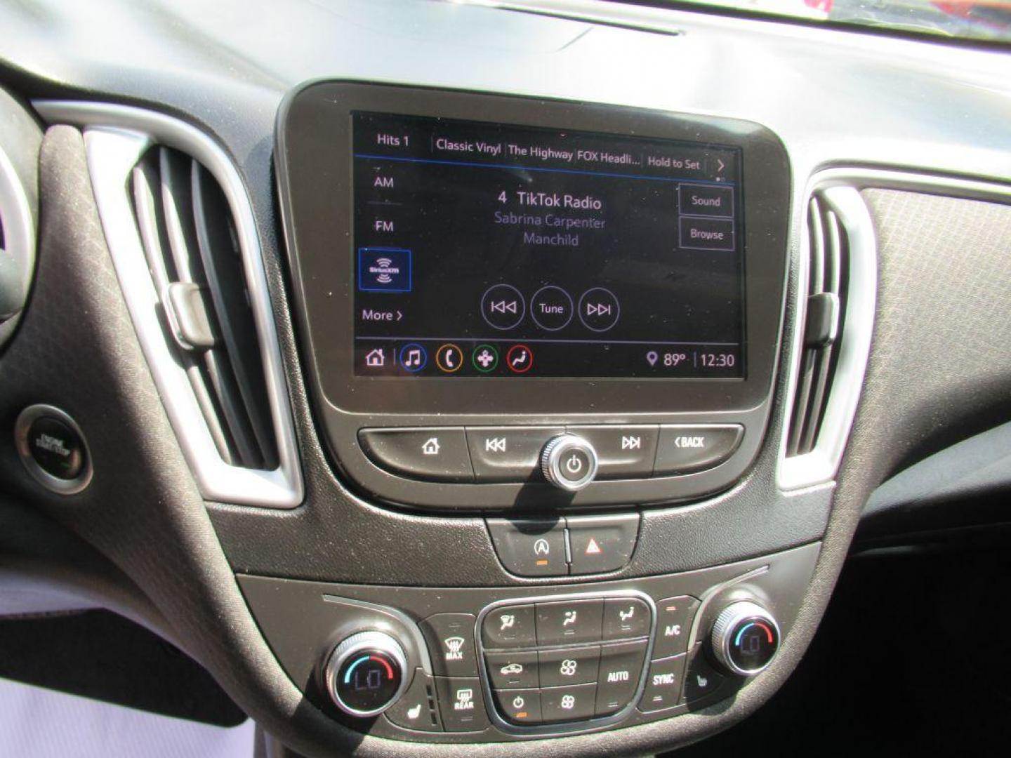 2022 BLUE CHEVROLET MALIBU LT (1G1ZD5ST9NF) with an 1.5L engine, Continuously Variable transmission, located at 908 SE 14th Street, Des Moines, IA, 50317, (515) 281-0330, 41.580303, -93.597046 - Photo#21
