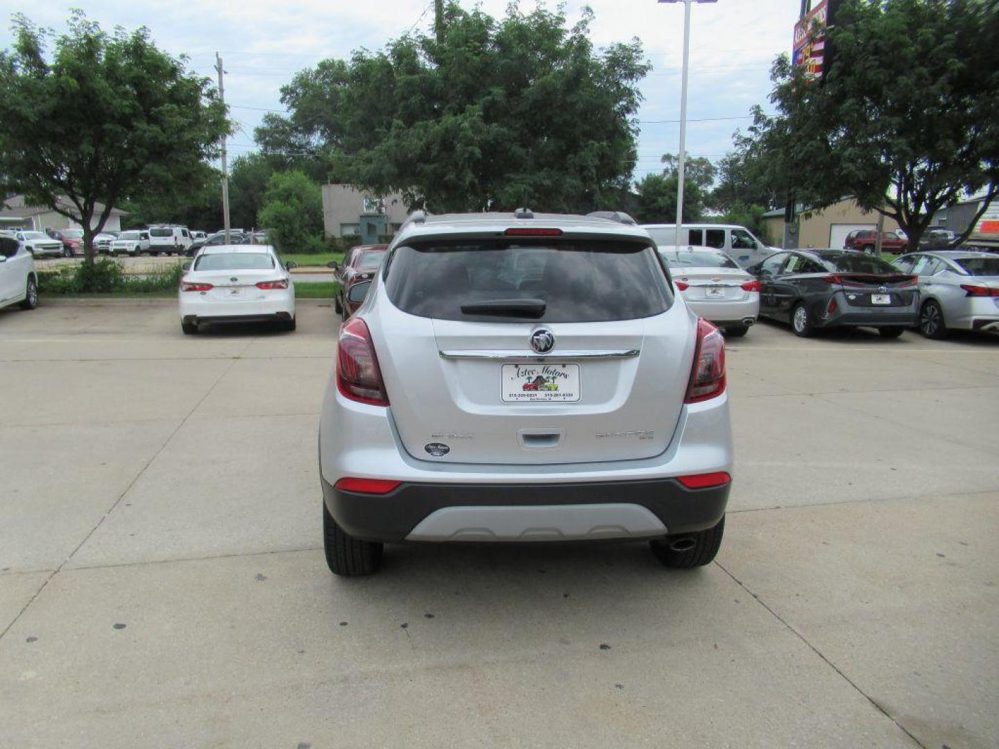 2017 SILVER BUICK ENCORE PREFERRED II (KL4CJFSB1HB) with an 1.4L engine, Automatic transmission, located at 908 SE 14th Street, Des Moines, IA, 50317, (515) 281-0330, 41.580303, -93.597046 - Photo#5