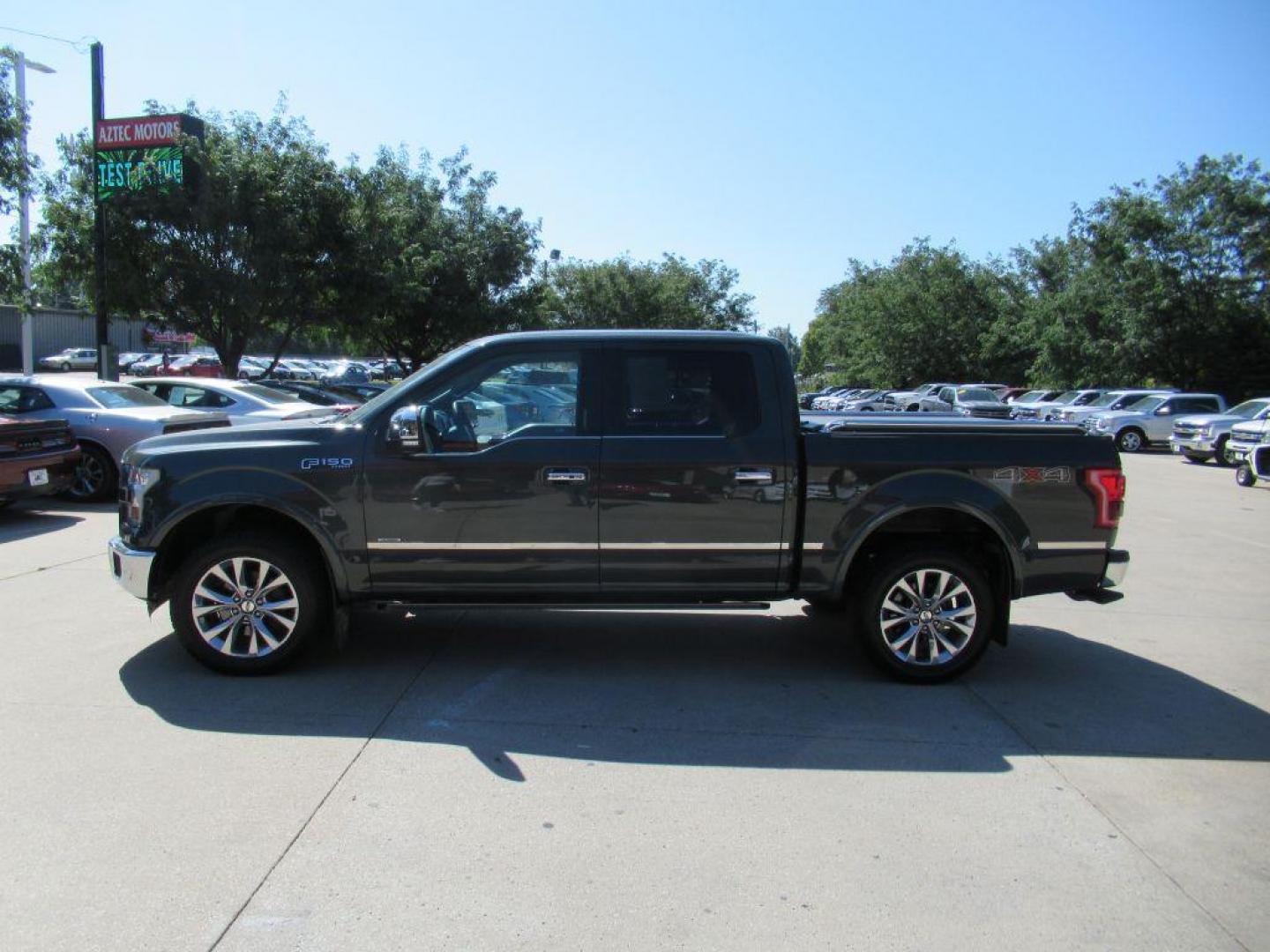2015 BLUE FORD F150 SUPERCREW (1FTEW1EG6FF) with an 3.5L engine, Automatic transmission, located at 908 SE 14th Street, Des Moines, IA, 50317, (515) 281-0330, 41.580303, -93.597046 - Photo#7