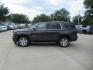 2017 GRAY CHEVROLET TAHOE 1500 PREMIER (1GNSKCKC9HR) with an 5.3L engine, Automatic transmission, located at 908 SE 14th Street, Des Moines, IA, 50317, (515) 281-0330, 41.580303, -93.597046 - Photo#7