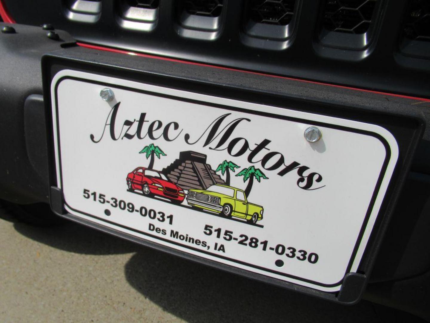 2022 RED JEEP WRANGLER UNLIMI RUBICON 4XE (1C4JJXR63NW) with an 2.0L engine, Automatic transmission, located at 908 SE 14th Street, Des Moines, IA, 50317, (515) 281-0330, 41.580303, -93.597046 - Photo#8