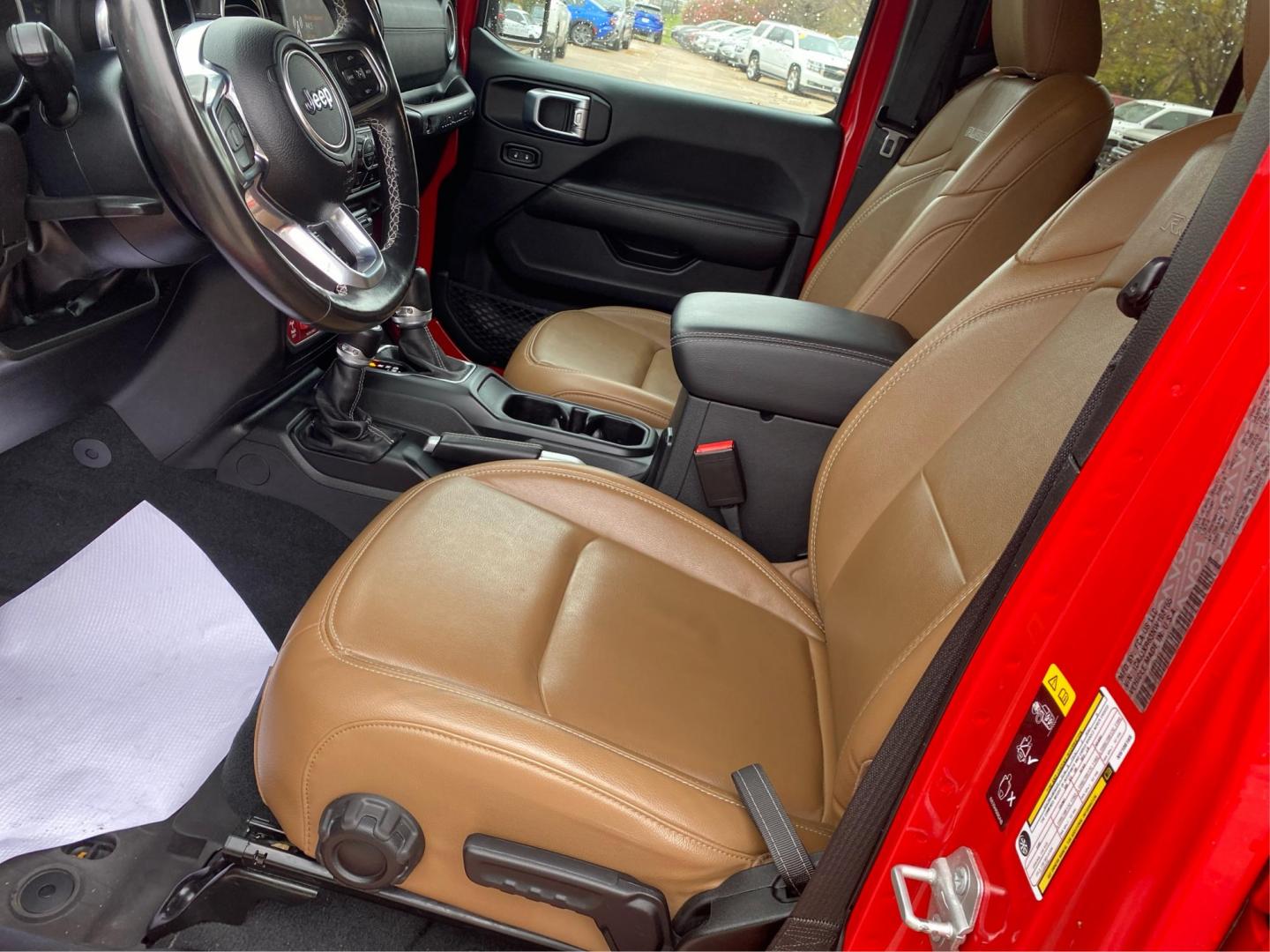 2022 RED JEEP WRANGLER UNLIMI RUBICON 4XE (1C4JJXR63NW) with an 2.0L engine, Automatic transmission, located at 908 SE 14th Street, Des Moines, IA, 50317, (515) 281-0330, 41.580303, -93.597046 - Photo#8