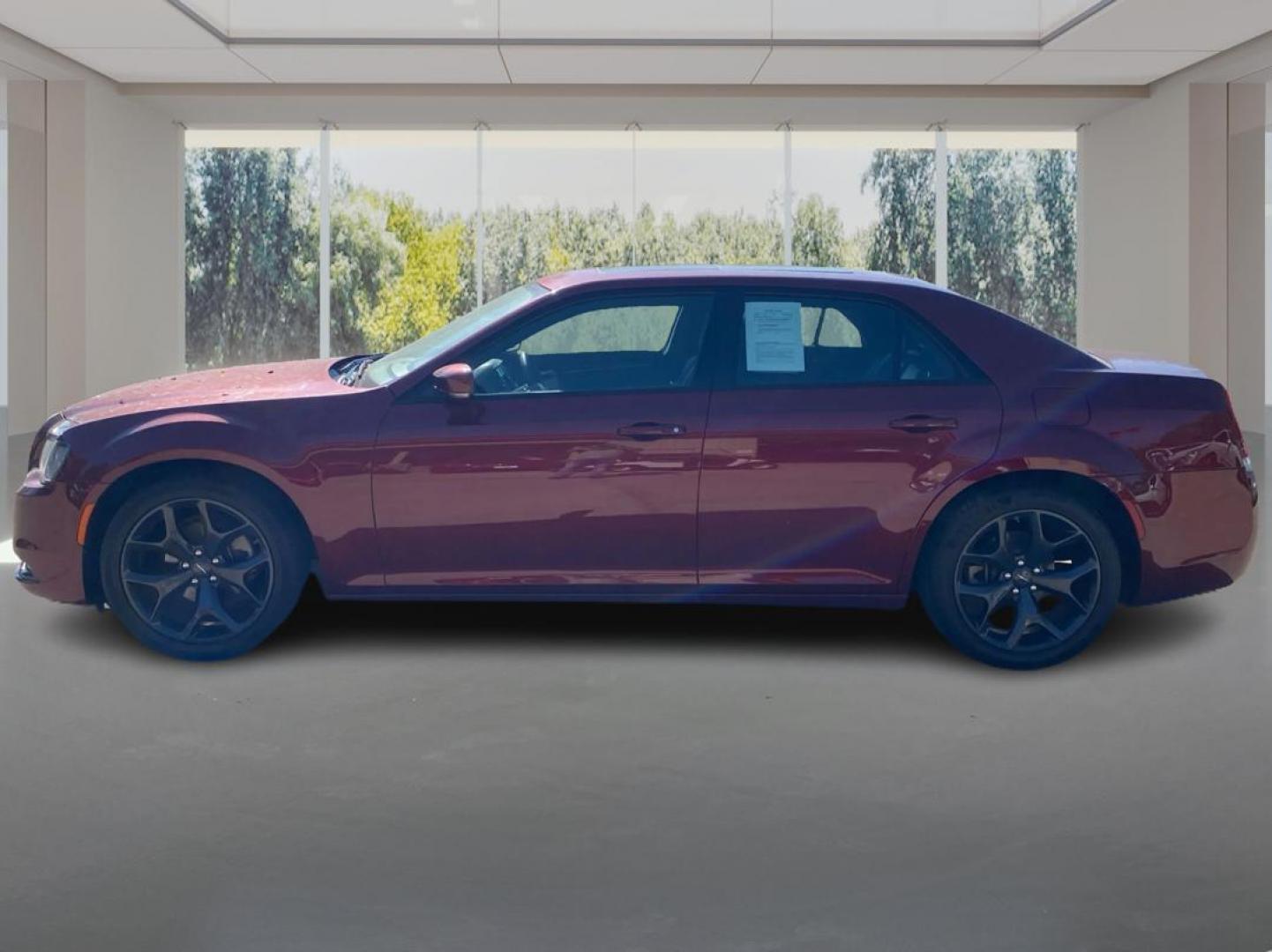 2023 RED CHRYSLER 300 S (2C3CCABG5PH) with an 3.6L engine, Automatic transmission, located at 908 SE 14th Street, Des Moines, IA, 50317, (515) 281-0330, 41.580303, -93.597046 - Photo#5