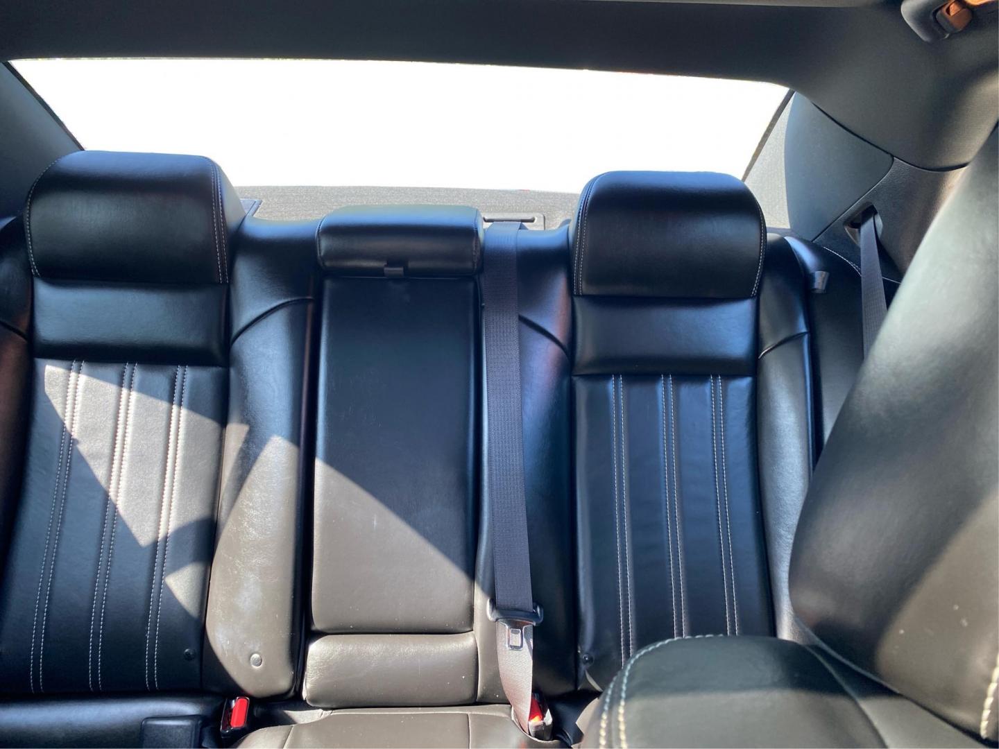 2023 RED CHRYSLER 300 S (2C3CCABG5PH) with an 3.6L engine, Automatic transmission, located at 908 SE 14th Street, Des Moines, IA, 50317, (515) 281-0330, 41.580303, -93.597046 - Photo#14