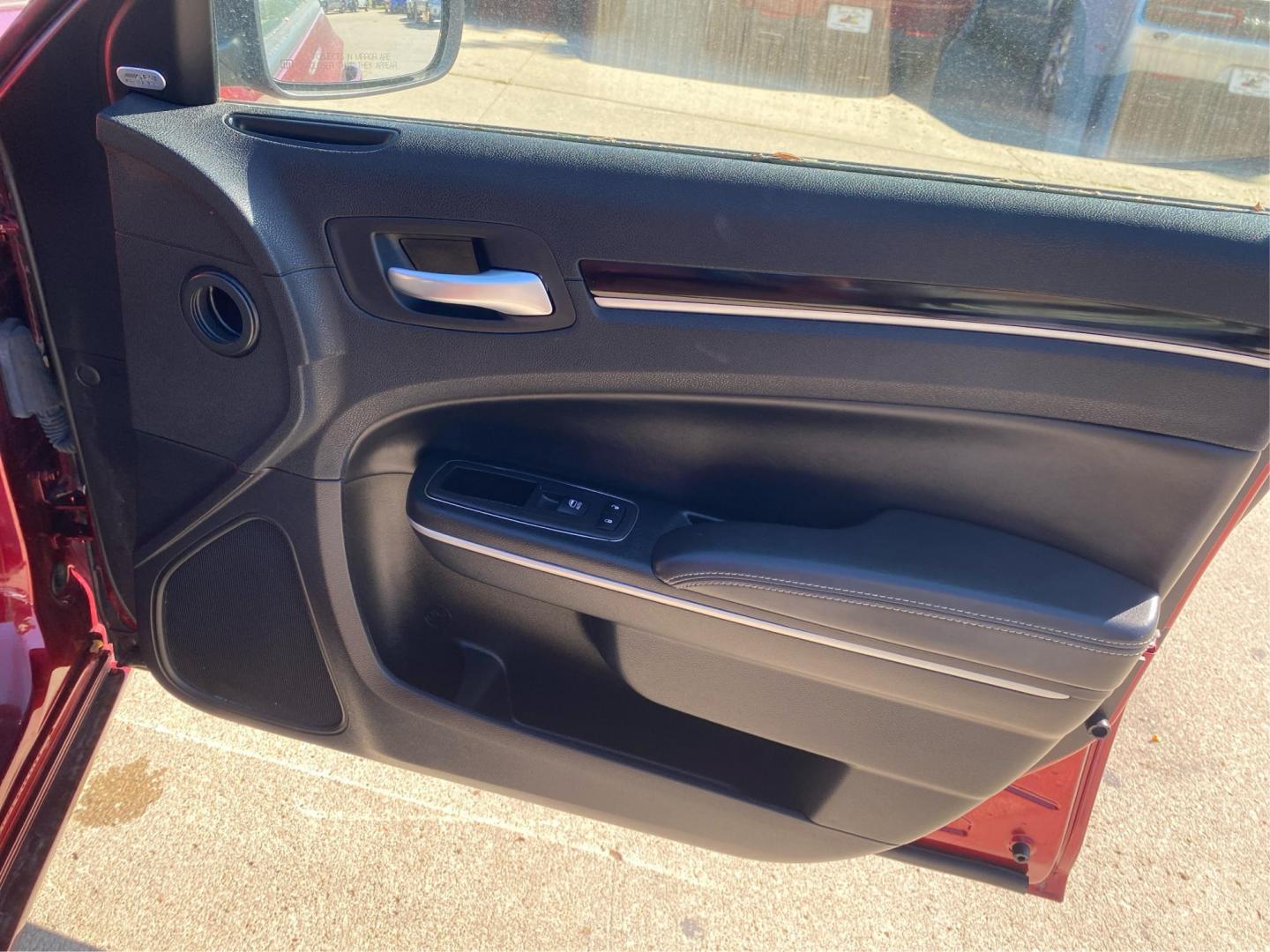 2023 RED CHRYSLER 300 S (2C3CCABG5PH) with an 3.6L engine, Automatic transmission, located at 908 SE 14th Street, Des Moines, IA, 50317, (515) 281-0330, 41.580303, -93.597046 - Photo#20