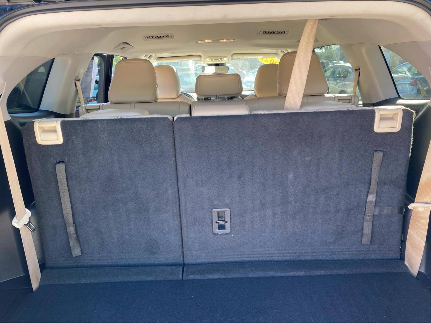 2021 BLACK TOYOTA HIGHLANDER XLE (5TDHZRBH1MS) with an 3.5L engine, Automatic transmission, located at 908 SE 14th Street, Des Moines, IA, 50317, (515) 281-0330, 41.580303, -93.597046 - Photo#12