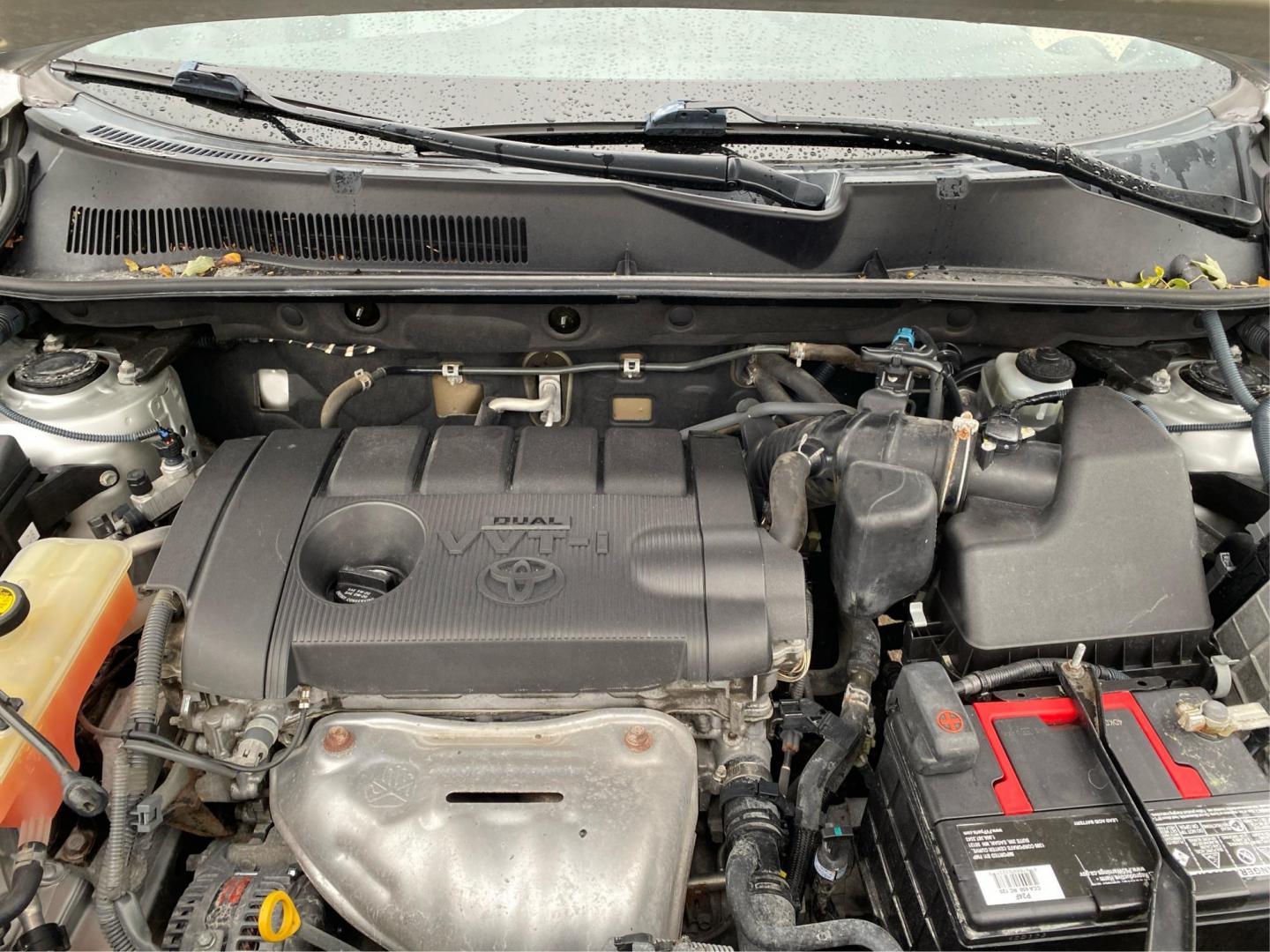 2012 SILVER TOYOTA RAV4 LIMITED (2T3DF4DV4CW) with an 2.5L engine, Automatic transmission, located at 908 SE 14th Street, Des Moines, IA, 50317, (515) 281-0330, 41.580303, -93.597046 - Photo#10