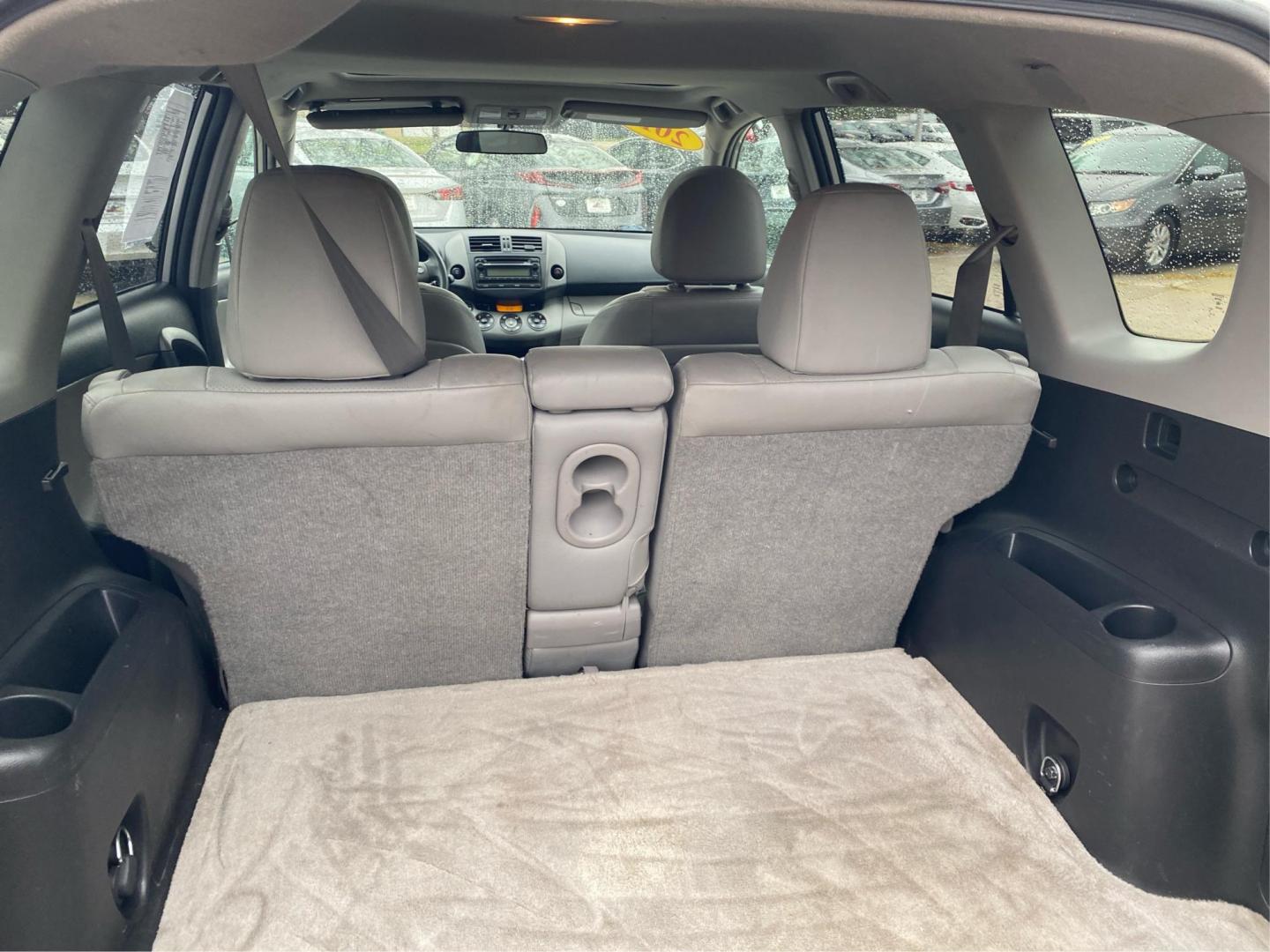 2012 SILVER TOYOTA RAV4 LIMITED (2T3DF4DV4CW) with an 2.5L engine, Automatic transmission, located at 908 SE 14th Street, Des Moines, IA, 50317, (515) 281-0330, 41.580303, -93.597046 - Photo#12