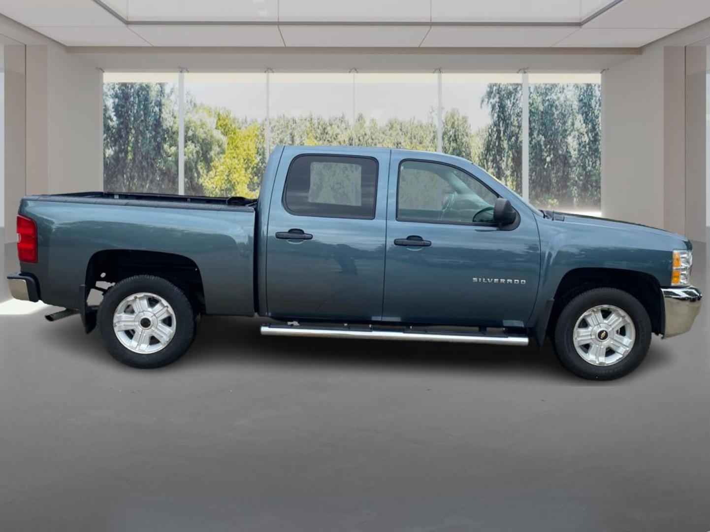 2012 TEAL CHEVROLET SILVERADO 1500 LT (3GCPKSE73CG) with an 5.3L engine, Automatic transmission, located at 908 SE 14th Street, Des Moines, IA, 50317, (515) 281-0330, 41.580303, -93.597046 - Photo#1