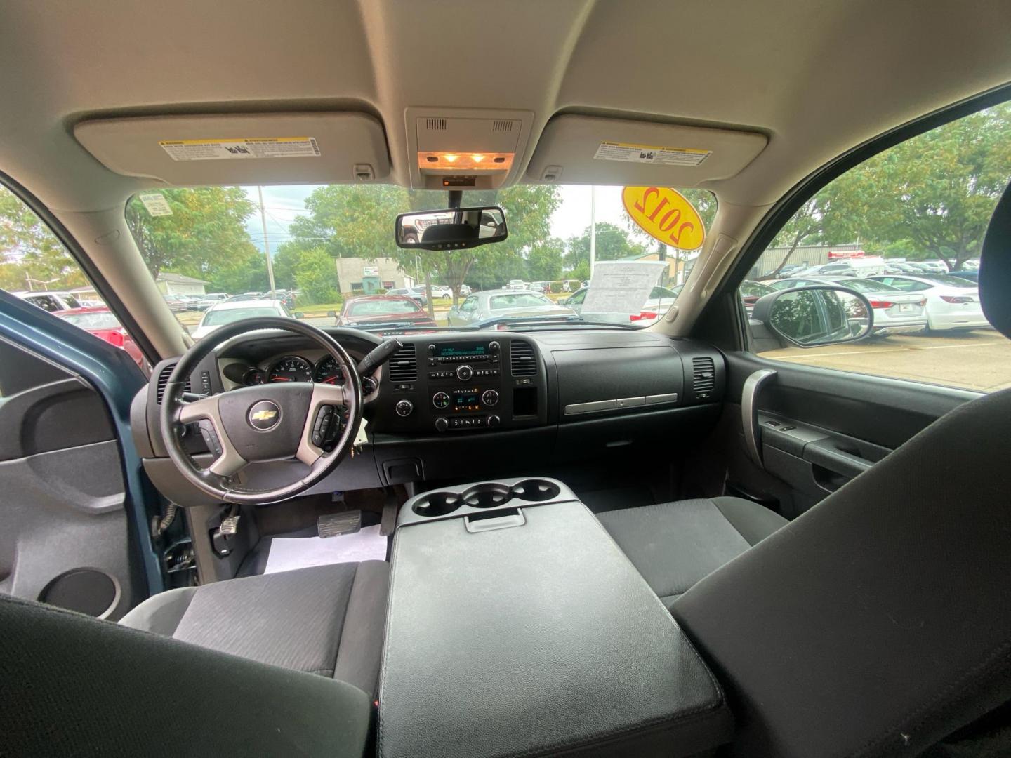2012 TEAL CHEVROLET SILVERADO 1500 LT (3GCPKSE73CG) with an 5.3L engine, Automatic transmission, located at 908 SE 14th Street, Des Moines, IA, 50317, (515) 281-0330, 41.580303, -93.597046 - Photo#20