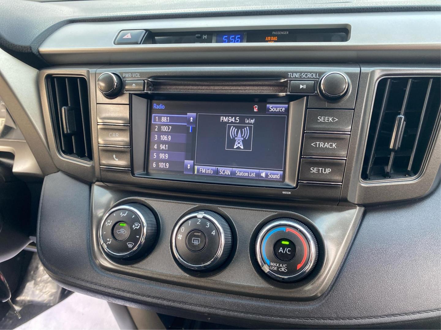 2015 BLACK TOYOTA RAV4 LE (2T3BFREV4FW) with an 2.5L engine, Automatic transmission, located at 908 SE 14th Street, Des Moines, IA, 50317, (515) 281-0330, 41.580303, -93.597046 - Photo#13