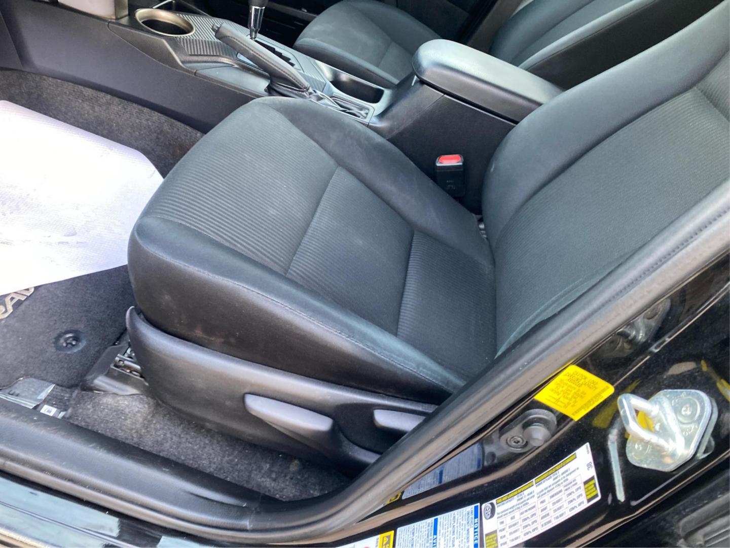 2015 BLACK TOYOTA RAV4 LE (2T3BFREV4FW) with an 2.5L engine, Automatic transmission, located at 908 SE 14th Street, Des Moines, IA, 50317, (515) 281-0330, 41.580303, -93.597046 - Photo#18