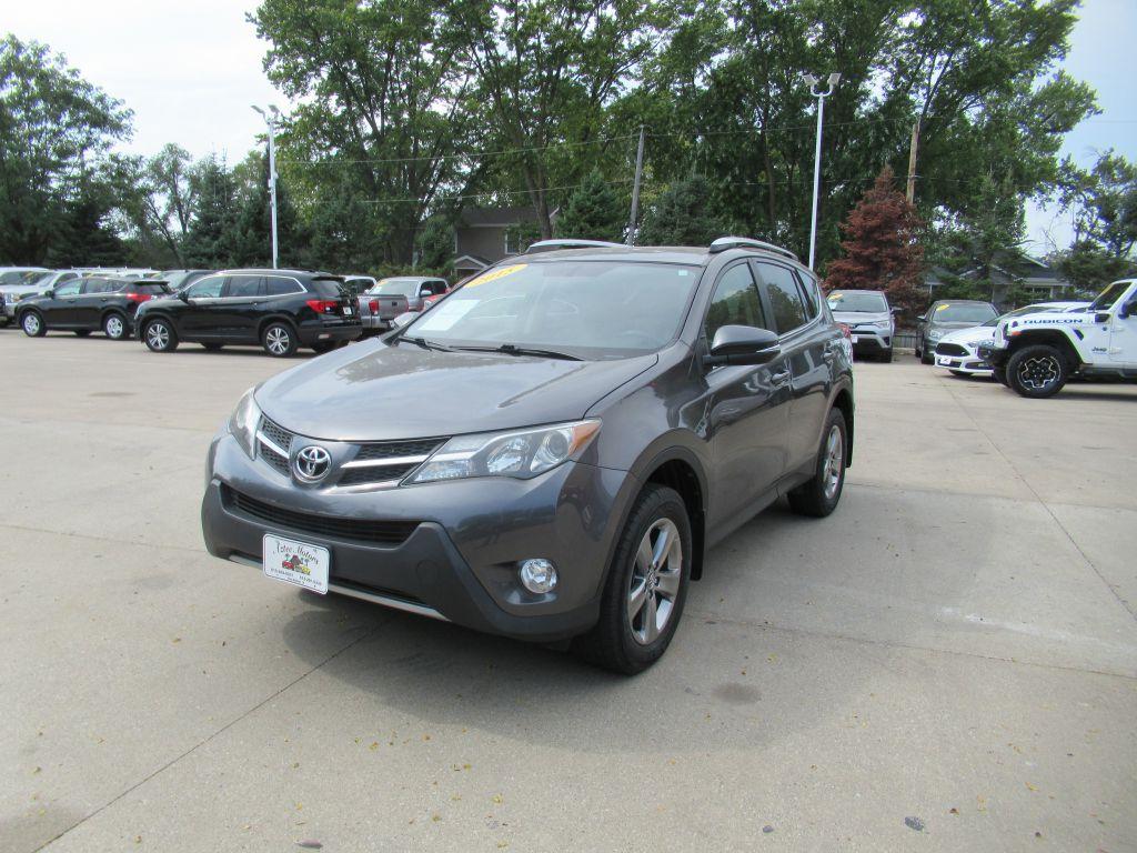 photo of 2015 TOYOTA RAV4 XLE