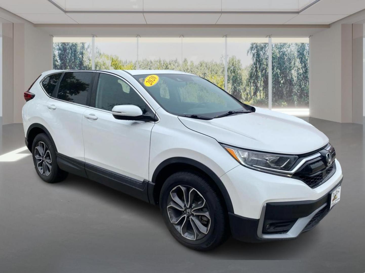 2020 WHITE HONDA CR-V EX (5J6RW2H55LL) with an 1.5L engine, Continuously Variable transmission, located at 908 SE 14th Street, Des Moines, IA, 50317, (515) 281-0330, 41.580303, -93.597046 - Photo#0