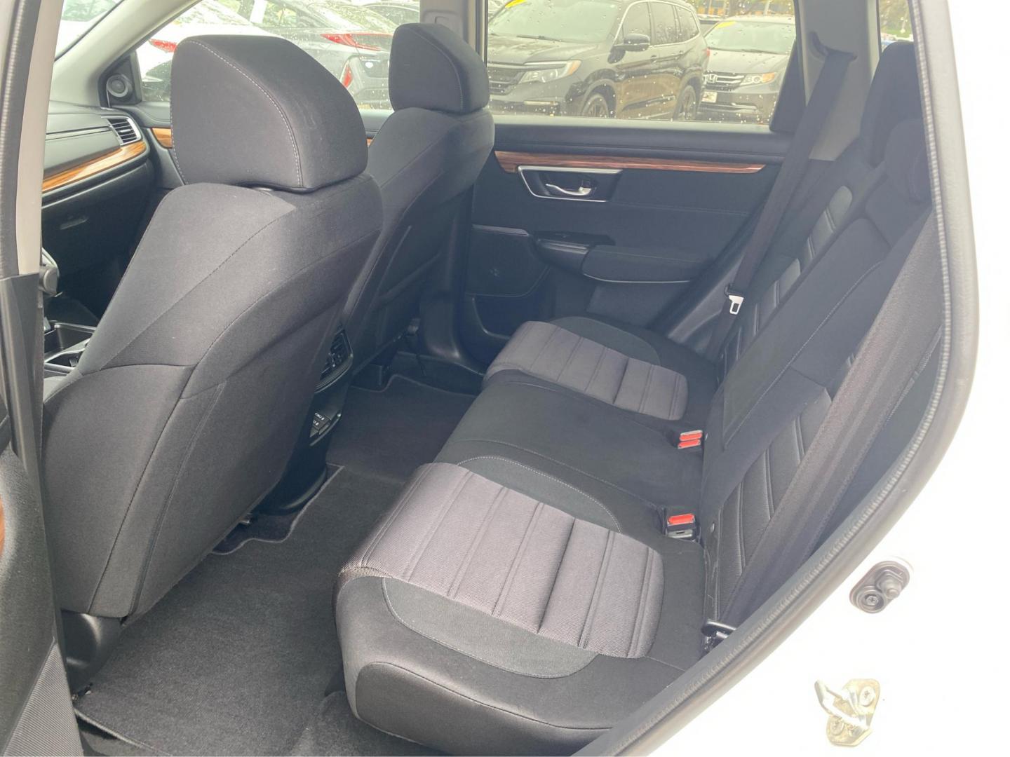 2020 WHITE HONDA CR-V EX (5J6RW2H55LL) with an 1.5L engine, Continuously Variable transmission, located at 908 SE 14th Street, Des Moines, IA, 50317, (515) 281-0330, 41.580303, -93.597046 - Photo#9