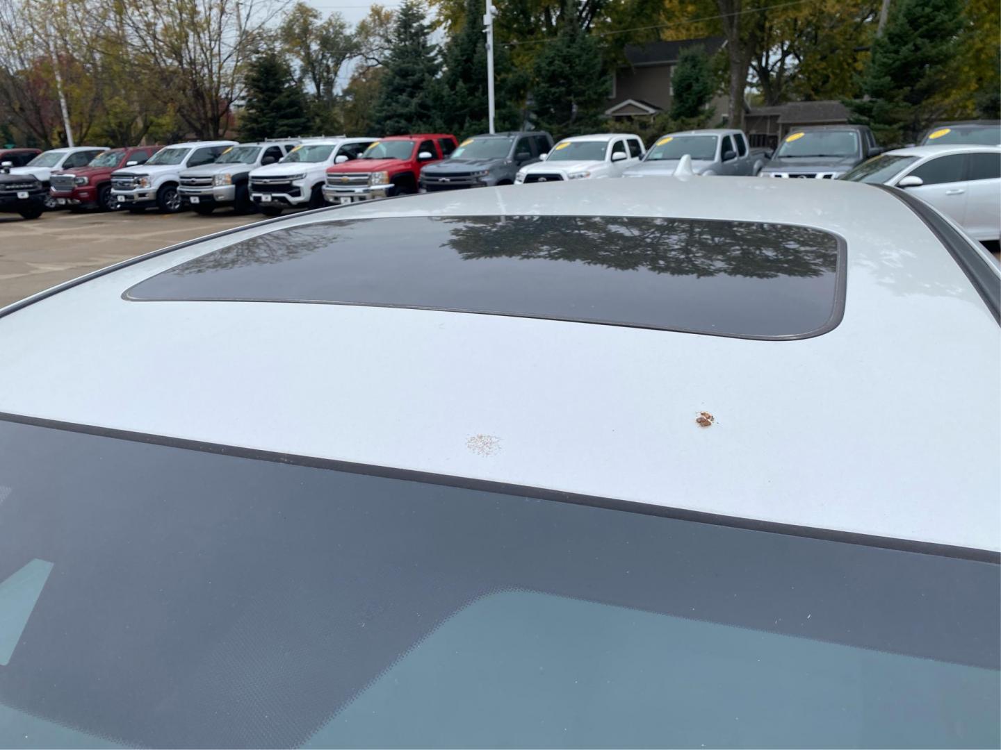 2020 WHITE HONDA CR-V EX (5J6RW2H55LL) with an 1.5L engine, Continuously Variable transmission, located at 908 SE 14th Street, Des Moines, IA, 50317, (515) 281-0330, 41.580303, -93.597046 - Photo#11