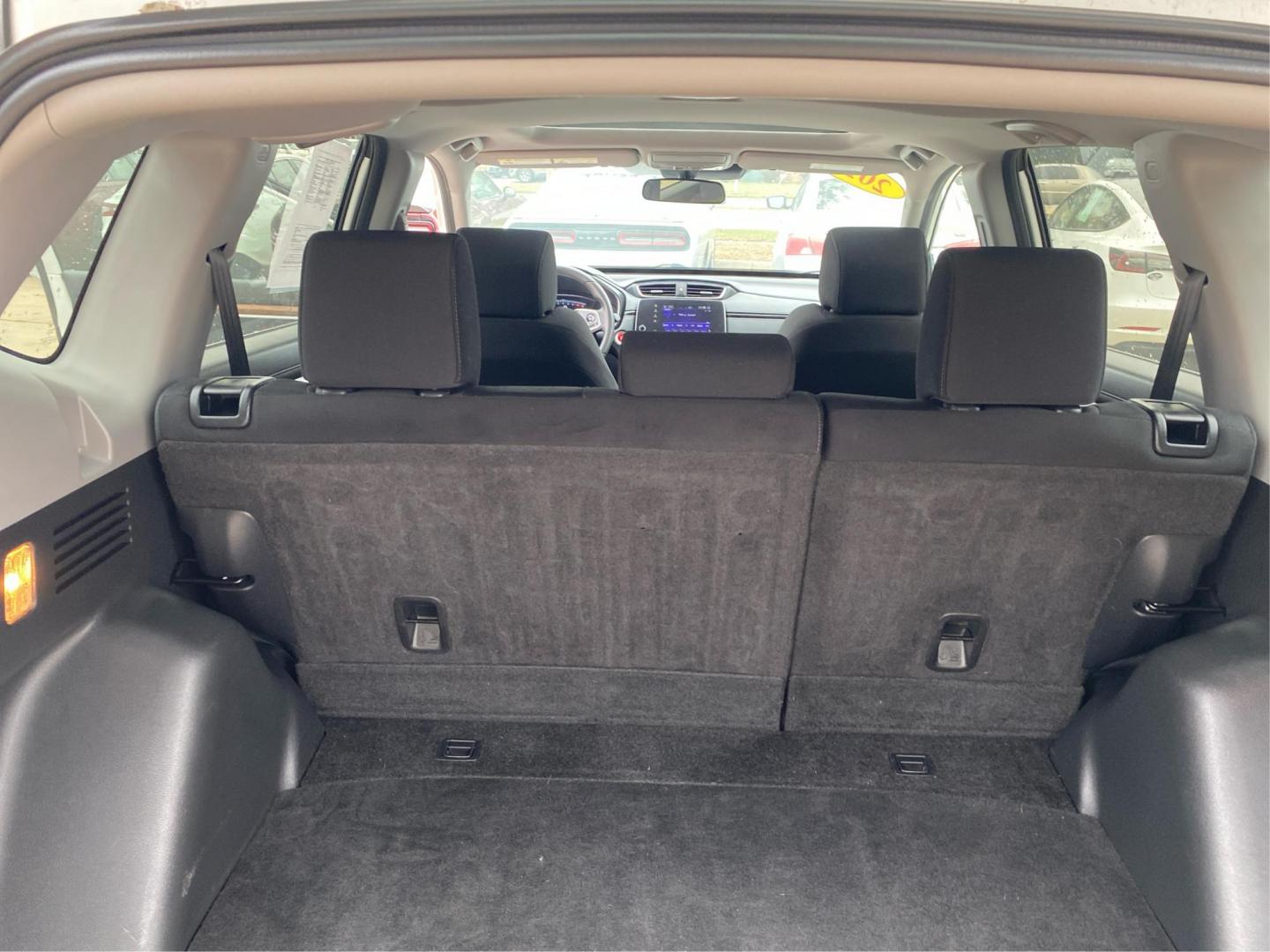 2020 WHITE HONDA CR-V EX (5J6RW2H55LL) with an 1.5L engine, Continuously Variable transmission, located at 908 SE 14th Street, Des Moines, IA, 50317, (515) 281-0330, 41.580303, -93.597046 - Photo#12