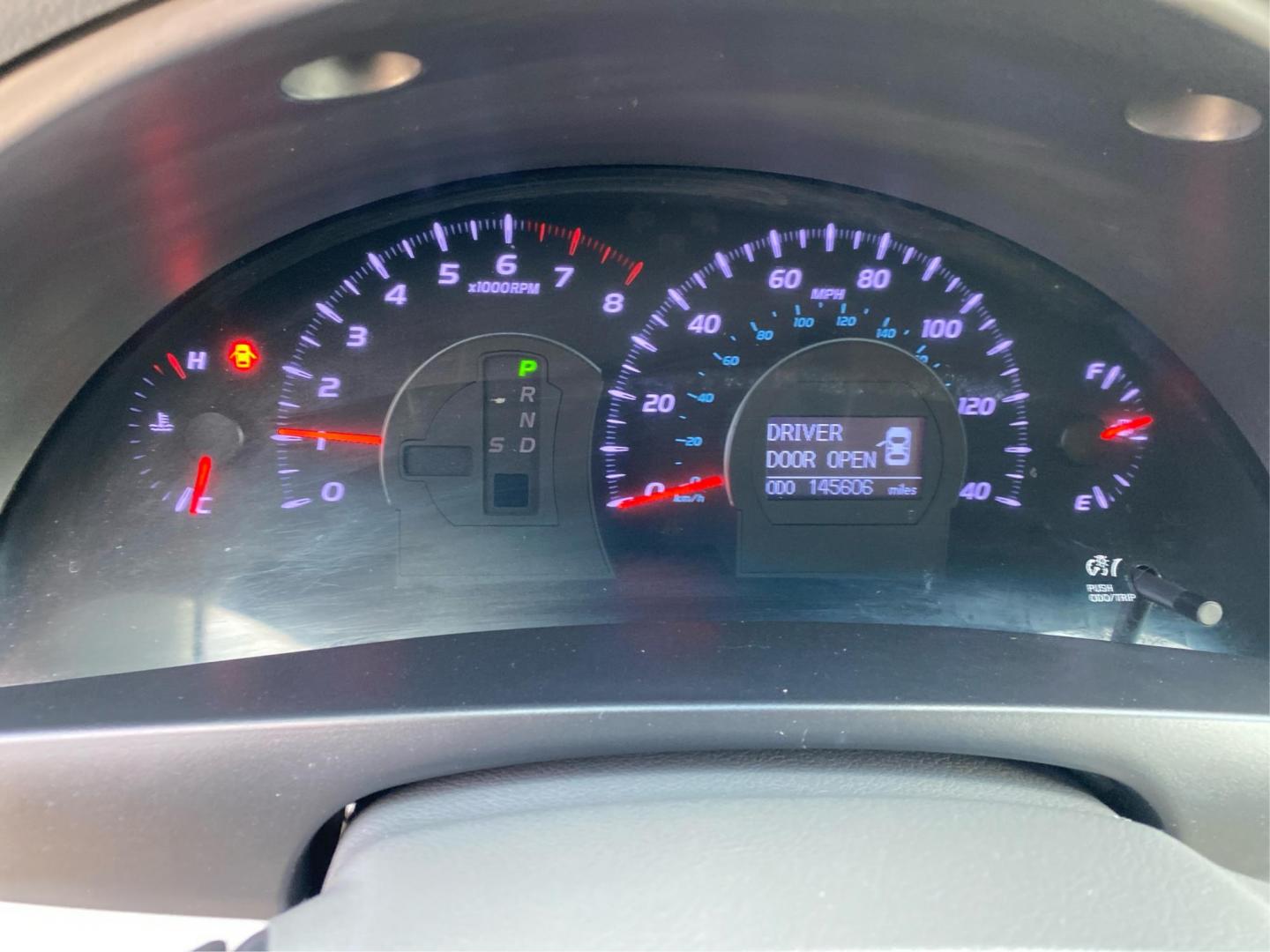 2011 SILVER TOYOTA CAMRY BASE (4T4BF3EK6BR) with an 2.5L engine, Automatic transmission, located at 908 SE 14th Street, Des Moines, IA, 50317, (515) 281-0330, 41.580303, -93.597046 - Photo#14